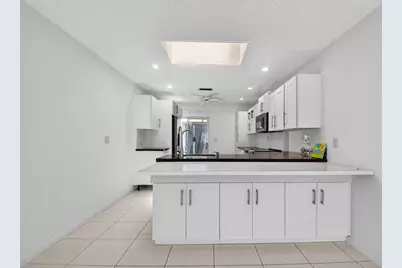 6747 Starkeys Place, Lake Worth, FL 33467 - Photo 12