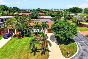 6747 Starkeys Pl, Lake Worth, FL 33467 - Photo 2