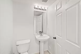 4962 Leeward Ln, Fort Lauderdale, FL 33312 - Photo 12