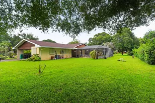 7105 Santa Rosa Pkwy, Fort Pierce, FL 34951 - Photo 6