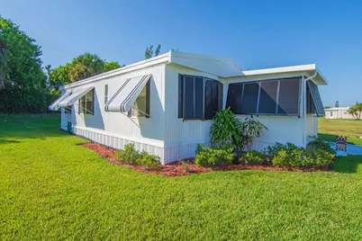 385 NE Jade Circle, Jensen Beach, FL 34957 - Photo 2