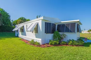 385 NE Jade Cir, Jensen Beach, FL 34957 - Photo 2