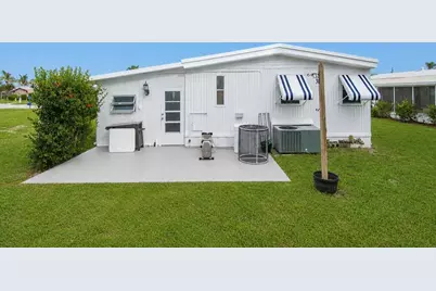 385 NE Jade Circle, Jensen Beach, FL 34957 - Photo 32