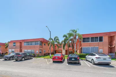 566 Saxony L, Delray Beach, FL 33446 - Photo 30