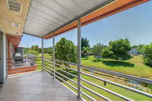 566 Saxony L, Delray Beach, FL 33446 - Photo 24