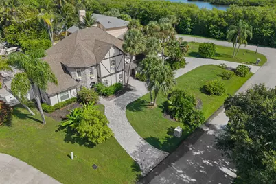 121 Queen Eugenia Court, Fort Pierce, FL 34949 - Photo 4