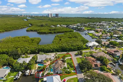 121 Queen Eugenia Court, Fort Pierce, FL 34949 - Photo 2