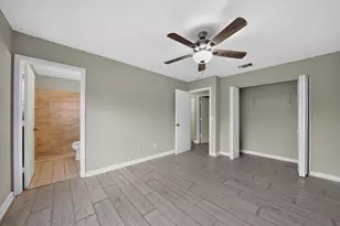 230 SW Cherryhill Rd, Port Saint Lucie, FL 34953 - Photo 20