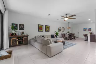 527 NW 17th St, Fort Lauderdale, FL 33311 - Photo 12