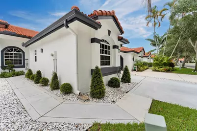 8255 Via Bella, Boca Raton, FL 33496 - Photo 4