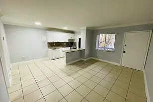 890 NW 45th Ave, Miami, FL 33126 - Photo 2