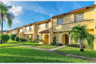2760 NW 47th Lane #2805, Lauderdale Lakes, FL 33313 - Photo 2