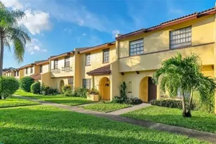 2760 NW 47th Ln, Lauderdale Lakes, FL 33313 - Photo 2