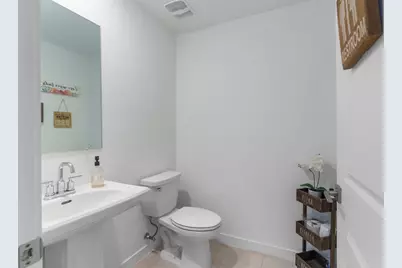 527 NW 17th Street, Fort Lauderdale, FL 33311 - Photo 14