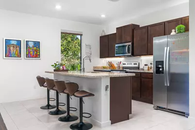 527 NW 17th Street, Fort Lauderdale, FL 33311 - Photo 2
