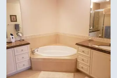 27 Harbour Isle Drive W #305, Fort Pierce, FL 34949 - Photo 14