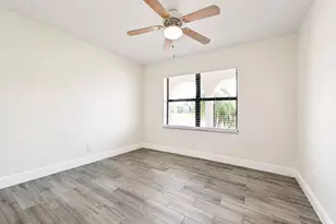 2033 SW Gemini Ln, Port Saint Lucie, FL 34984 - Photo 24