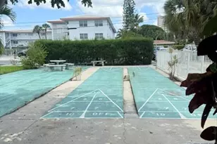 2060 NE 1st St, Deerfield Beach, FL 33441 - Photo 20