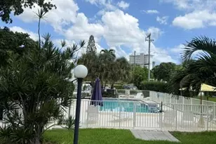 2060 NE 1st St, Deerfield Beach, FL 33441 - Photo 1