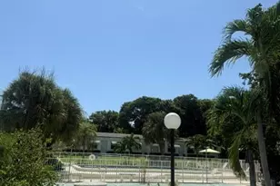 2060 NE 1st St, Deerfield Beach, FL 33441 - Photo 16