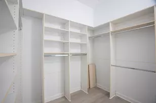 1002 Lavender Cir, Weston, FL 33327 - Photo 4