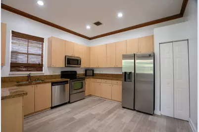 1002 Lavender Circle, Weston, FL 33327 - Photo 14