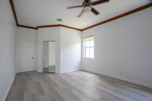 1002 Lavender Cir, Weston, FL 33327 - Photo 2