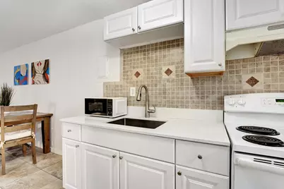 813 SW Middle Street Court, Fort Lauderdale, FL 33312 - Photo 8