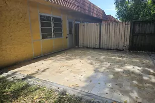 7910 NW 70th Ct, Tamarac, FL 33321 - Photo 26