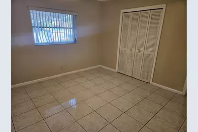 7910 NW 70th Court, Tamarac, FL 33321 - Photo 10