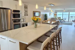 60 Yacht Club Dr, North Palm Beach, FL 33408 - Photo 2