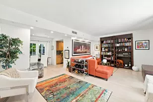 243 Meridian Ave, Miami Beach, FL 33139 - Photo 2