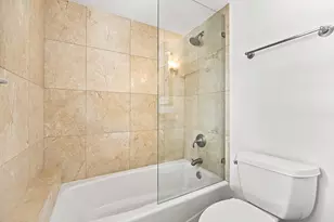 243 Meridian Ave, Miami Beach, FL 33139 - Photo 18