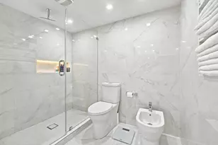 243 Meridian Ave, Miami Beach, FL 33139 - Photo 14
