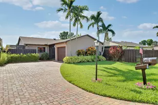 5481 Mirror Lakes Blvd, Boynton Beach, FL 33472 - Photo 6