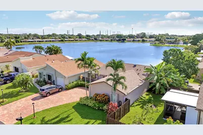 5481 Mirror Lakes Boulevard, Boynton Beach, FL 33472 - Photo 32