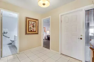 5481 Mirror Lakes Blvd, Boynton Beach, FL 33472 - Photo 10