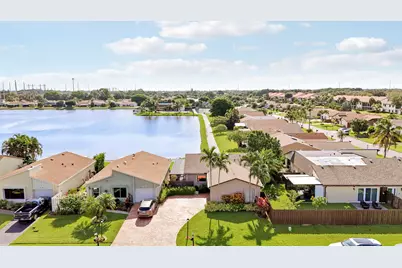 5481 Mirror Lakes Boulevard, Boynton Beach, FL 33472 - Photo 44