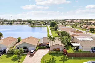 5481 Mirror Lakes Blvd, Boynton Beach, FL 33472 - Photo 44