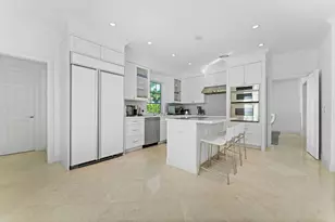 971 Lake House Dr, North Palm Beach, FL 33408 - Photo 14