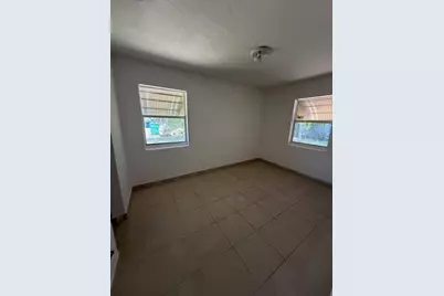 1525 W 15th Street, Riviera Beach, FL 33404 - Photo 8