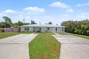 3961 SE Dixie Ross St, Stuart, FL 34997 - Photo 1
