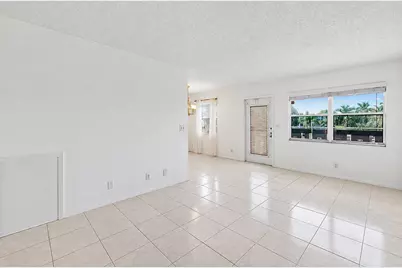3026 Rexford B, Boca Raton, FL 33434 - Photo 4