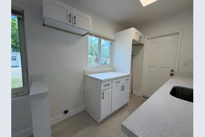 716 NW 17th Avenue, Fort Lauderdale, FL 33311 - Photo 14