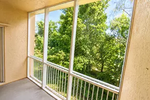 2927 Crestwood Ter, Margate, FL 33063 - Photo 24