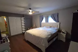 911 NE 58th St, Oakland Park, FL 33334 - Photo 12