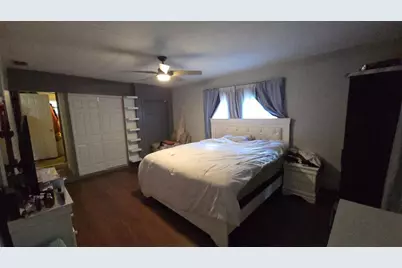 911 NE 58th Street, Oakland Park, FL 33334 - Photo 12