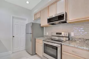 7340 Pine Creek Way, Port Saint Lucie, FL 34986 - Photo 16