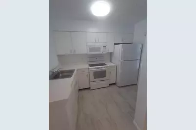 2236 N Cypress Bend Drive #106, Pompano Beach, FL 33069 - Photo 6