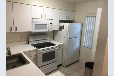 2236 N Cypress Bend Drive #106, Pompano Beach, FL 33069 - Photo 4